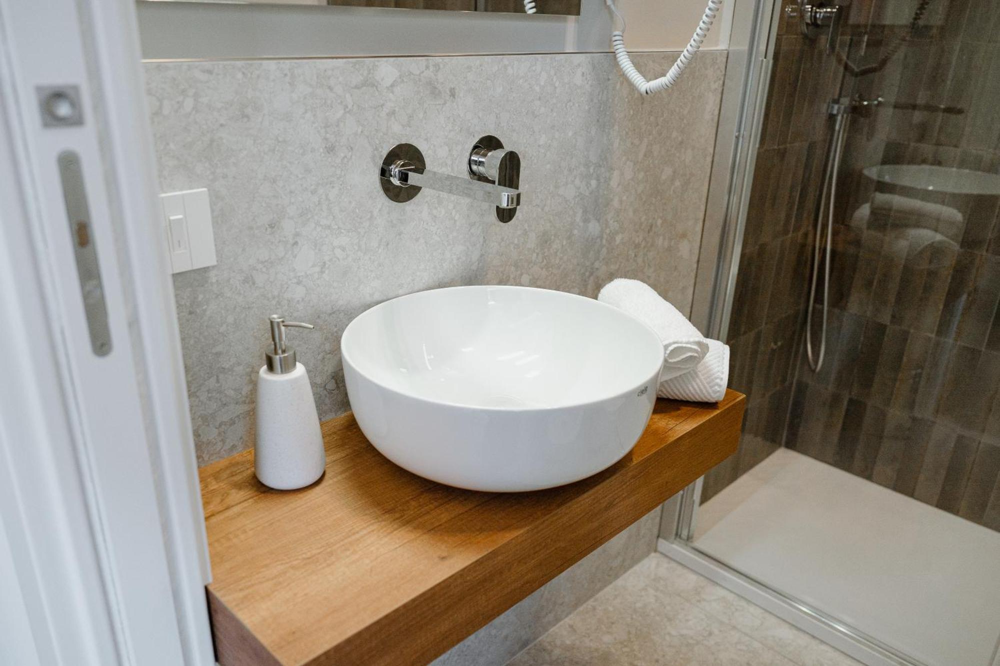 Be Your Home - Riviera Suites ชิวิตาเวกเกีย ภายนอก รูปภาพ